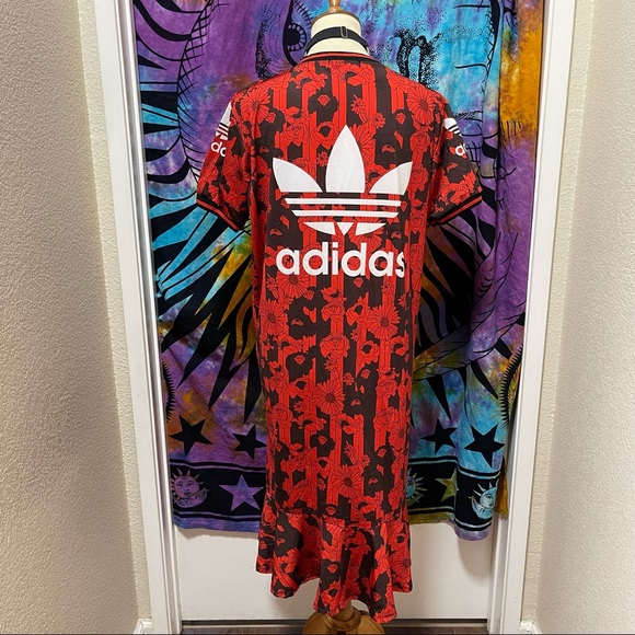 π Beautiful flower sporty dress - Picture 8 of 10